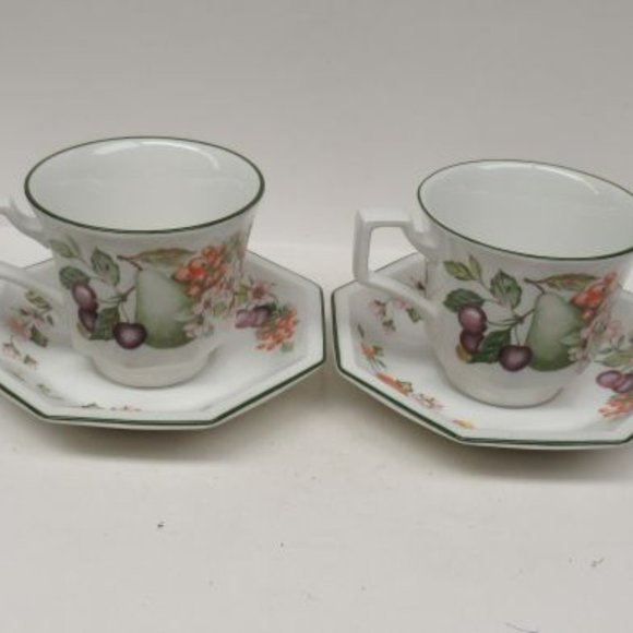 2 - Johnson Brothers England FRESH FRUIT Tea or Coffee Cups and Saucers - Picture 2 of 4